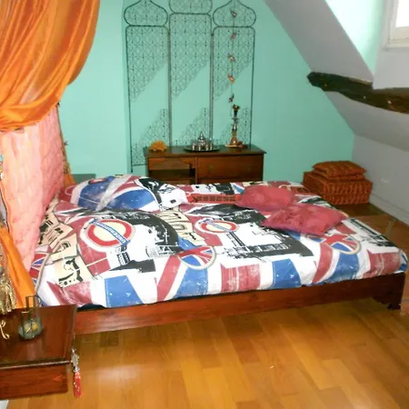 Villa Holiday Home Rue Du Val Corbon *